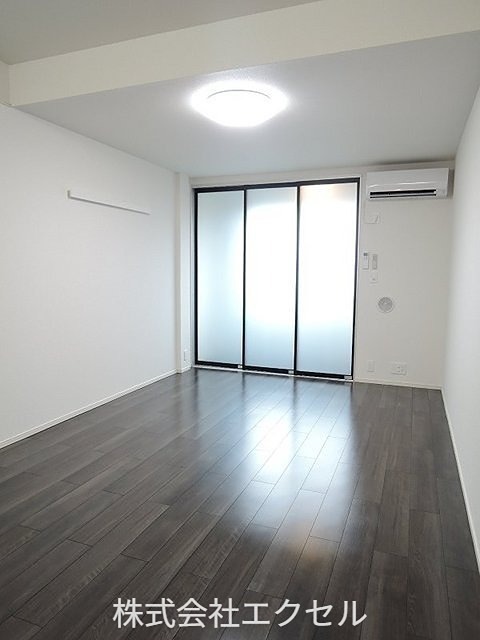 居室・リビング　明るいリビングです。