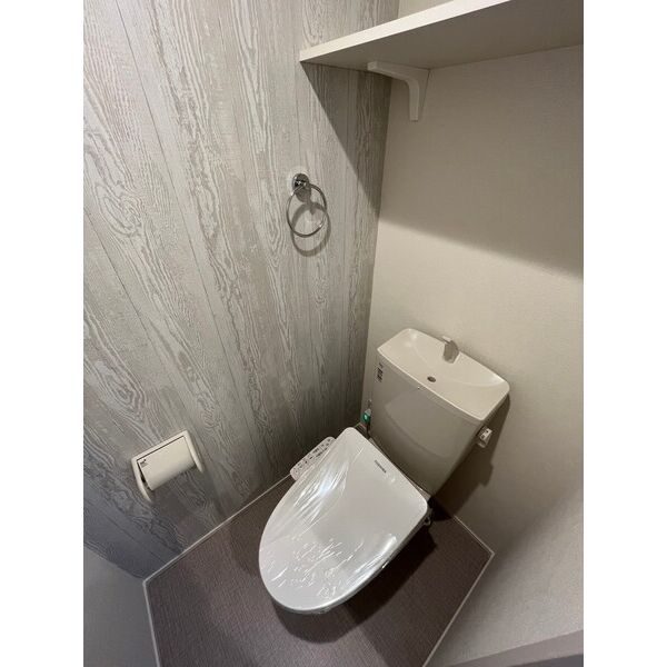 トイレ　※同シリーズの写真になります。