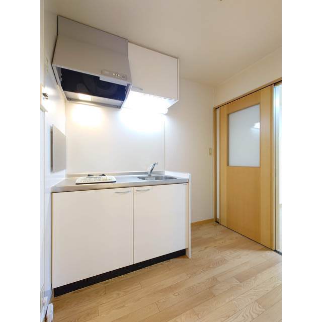 キッチン　※入居中のため、前回募集時の写真です。