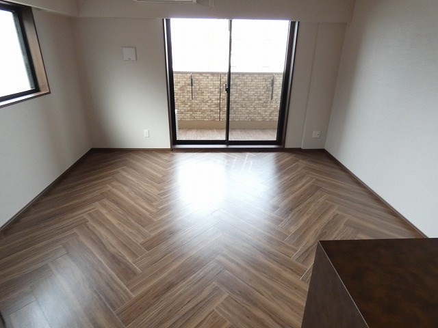 その他部屋・スペース　階数により室内カラーが異なります