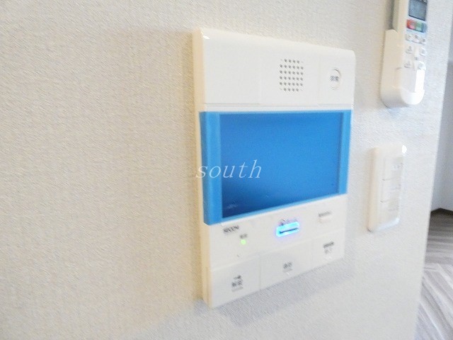 セキュリティ　階数により室内カラーが異なります