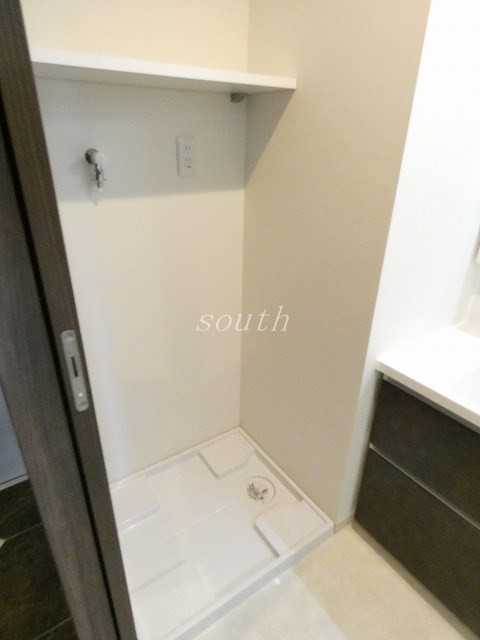 その他設備　階数により室内カラーが異なります