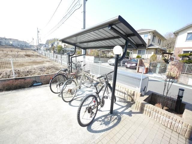 その他共有部分　★敷地内の屋根付駐輪場です★