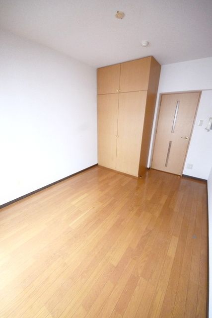 居室・リビング　★明るい洋室★