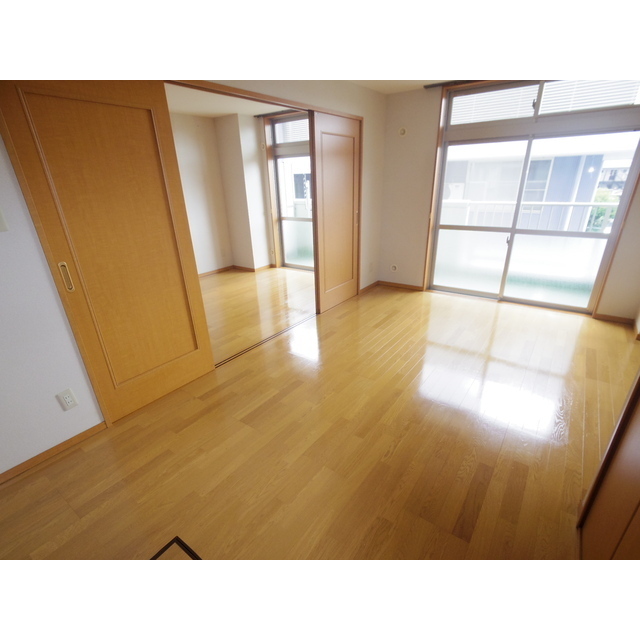 居室・リビング　※別間取りの写真です