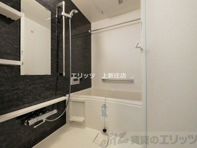 バス・シャワールーム　洗面