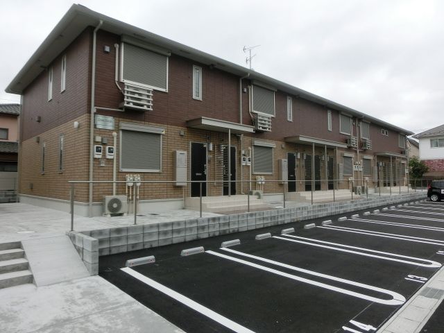 建物外観　2018年9月築のアパートです。