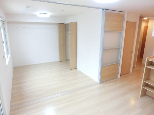 居室・リビング　開放感のあるお部屋です