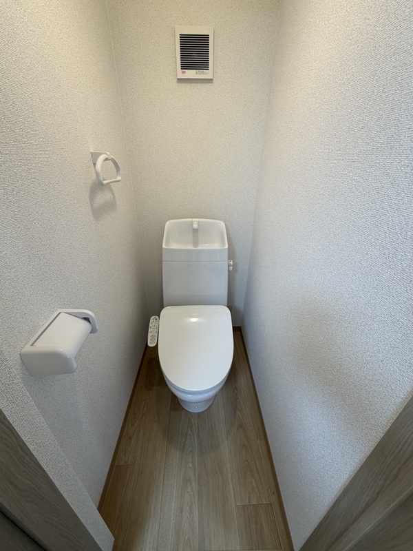 椎谷マンションのトイレ写真