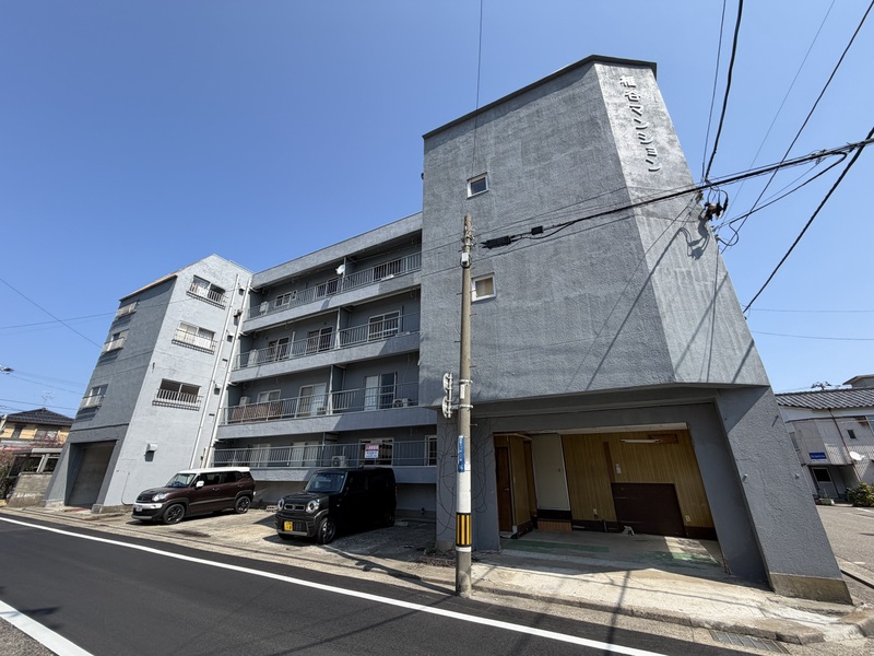 椎谷マンションの外観写真