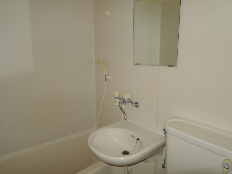 洗面設備　浴室内洗面