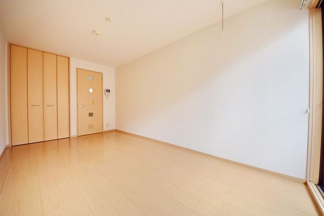 居室・リビング　★別角度からの洋室です★