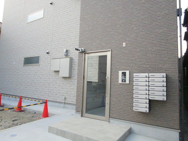 エントランス　エントランス