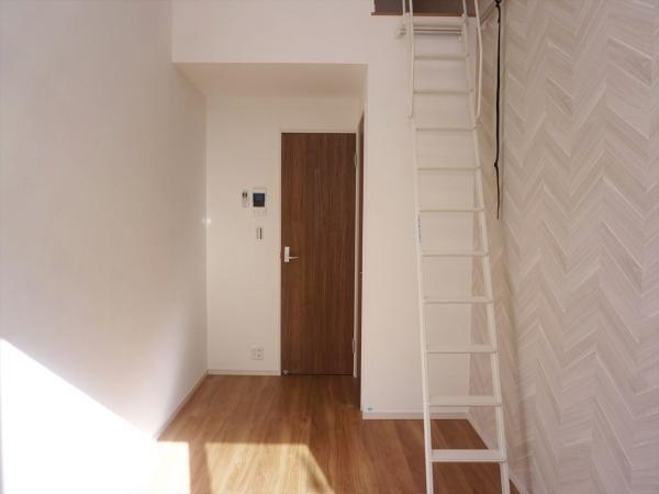 居室・リビング　内装