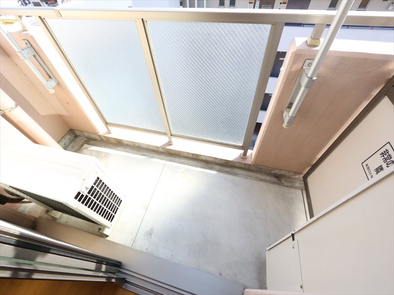 バルコニー　バルコニー