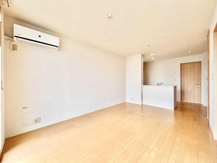 居室・リビング　※同物件別号室の写真