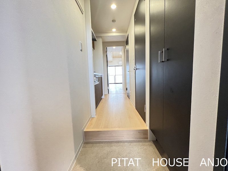 玄関　参考写真６０２