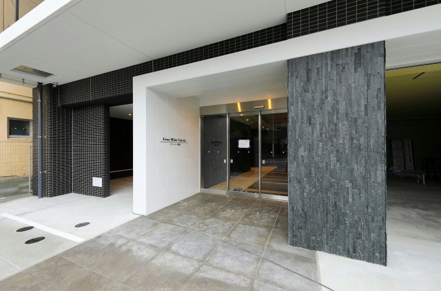 エントランス　エントランス