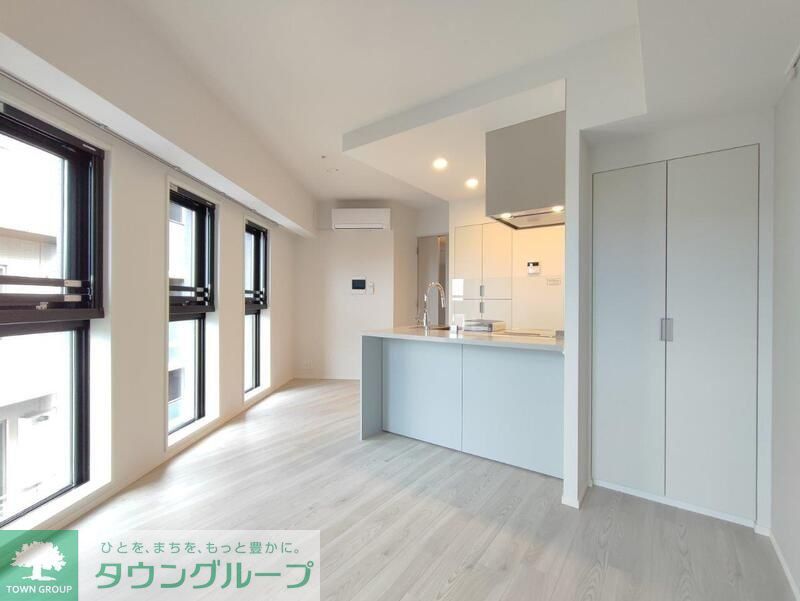 居室・リビング　※別号室参考写真です※