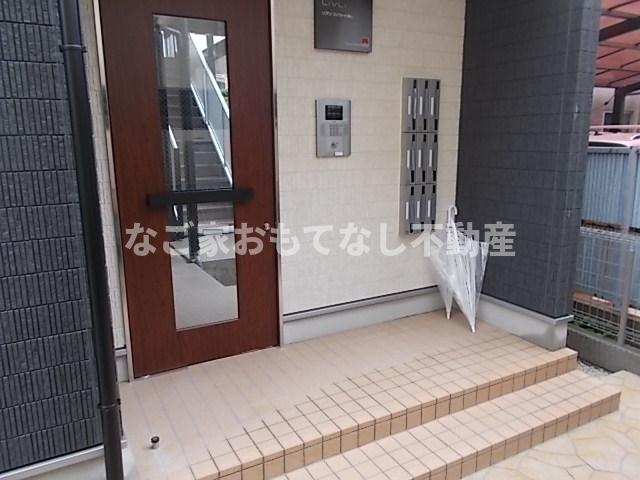 エントランス　リブリ・コンフォート浄心