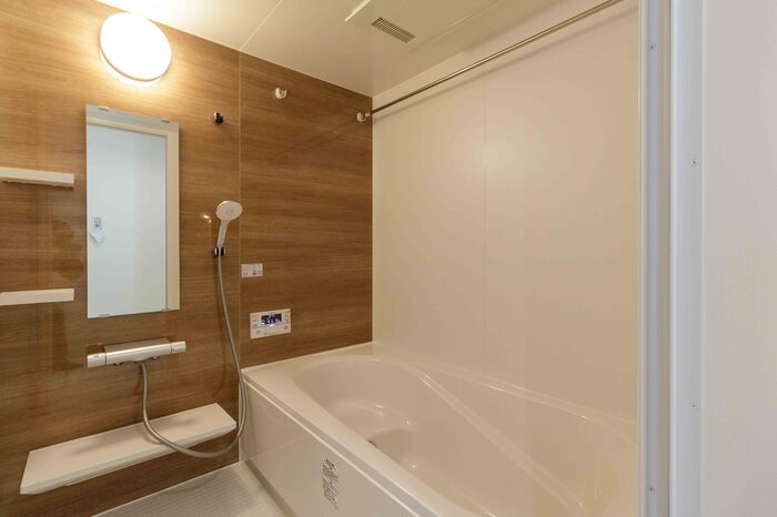 バス・シャワールーム　追焚機能付き１坪バスルーム