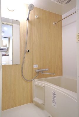 バス・シャワールーム　☆ゆったりくつろげるお風呂☆