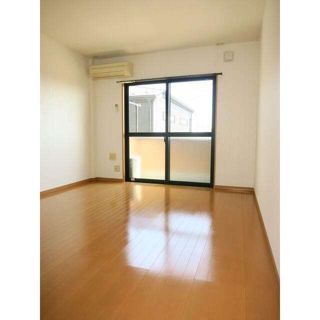 居室・リビング　別部屋参考写真