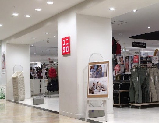 ショッピングセンター　ユニクロアルカキット錦糸町店（ショッピングセンター）まで734m