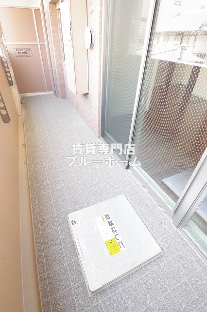 バルコニー　日差しが気持ちいいバルコニー！