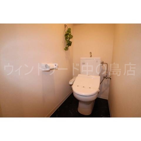 トイレ　詳細は、ウィンドワード中の島店までご相談下さい。