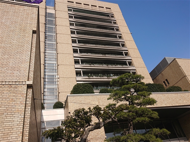 役所　高松市役所（役所）まで1300m