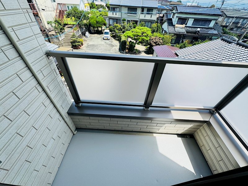 バルコニー　イメージ写真。現況優先します。