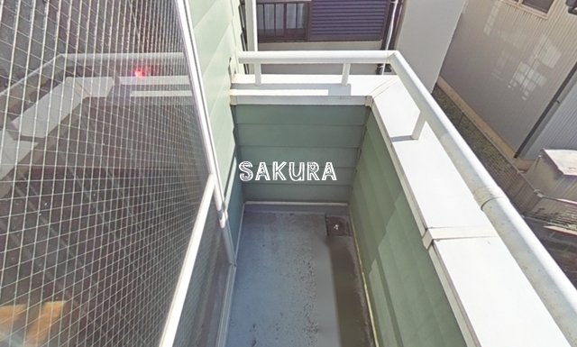 バルコニー　便利で嬉しいバルコニー付きです♪