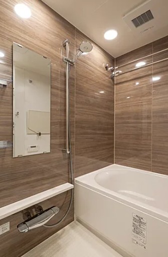 バス・シャワールーム　写真は同タイプ住居です。