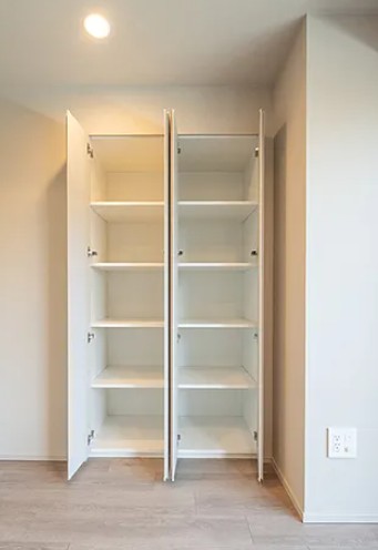 収納　写真は同タイプ住居です。