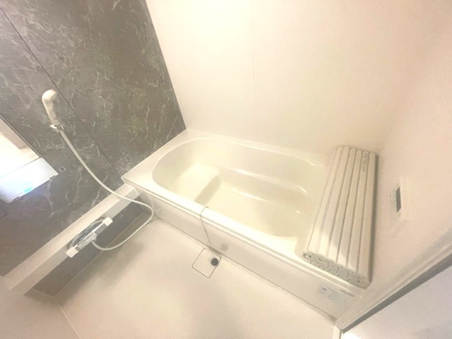 バス・シャワールーム　★同じ施工会社の参考写真になります★