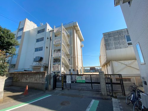 小学校　松戸市立寒風台小学校（小学校）まで520m