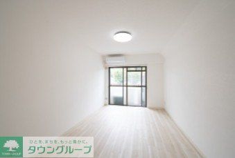 居室・リビング　★お問い合わせはタウンハウジング聖蹟桜ヶ丘店まで★