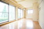 居室・リビング　２面採光なので、明るく風通しのよいお部屋です♪