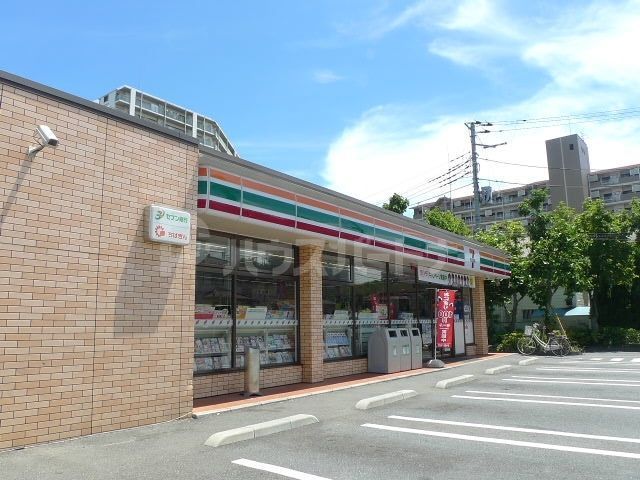 コンビニ　セブンイレブン我孫子３丁目店（コンビニ）まで760m