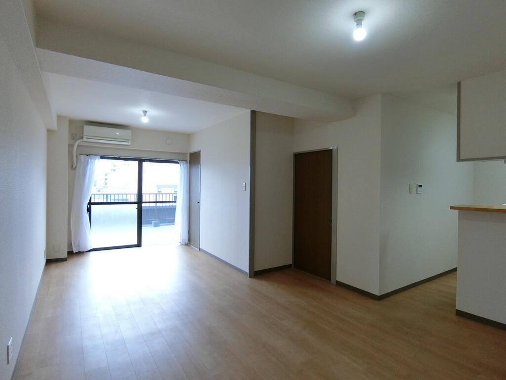 グリーンヒル藤ヶ丘Gの居間写真