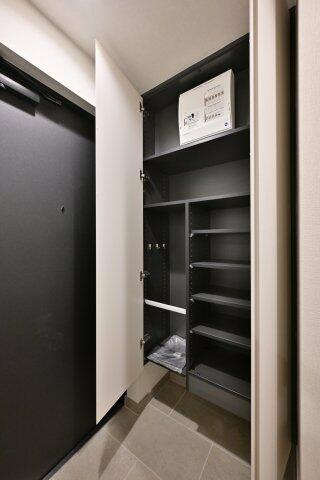 東京メトロ日比谷線 六本木駅 徒歩9分 11階建 築1年の内装写真