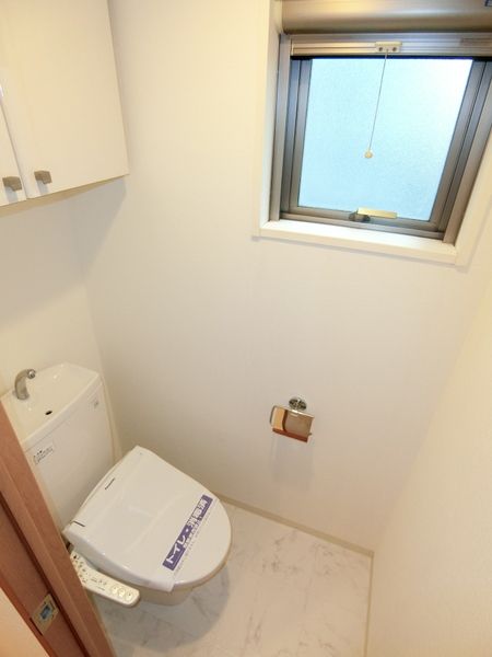 トイレ　シンプルで使いやすいトイレです