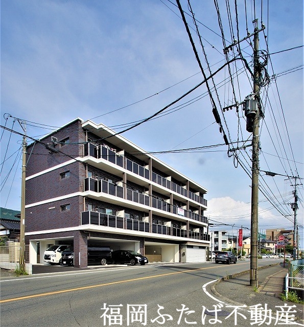 ノイエス ラントの外観写真