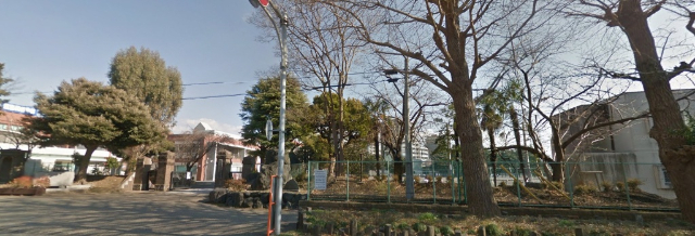中学校　三島市立北中学校（中学校）まで660m