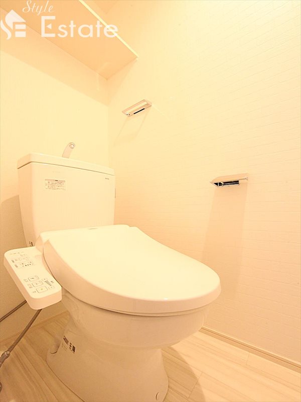 名鉄名古屋本線 山王駅 徒歩7分 3階建 築7年のトイレ写真