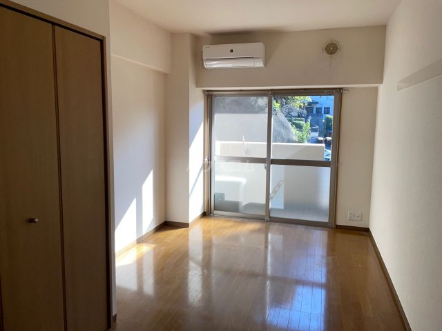 クレール矢沢の居間写真