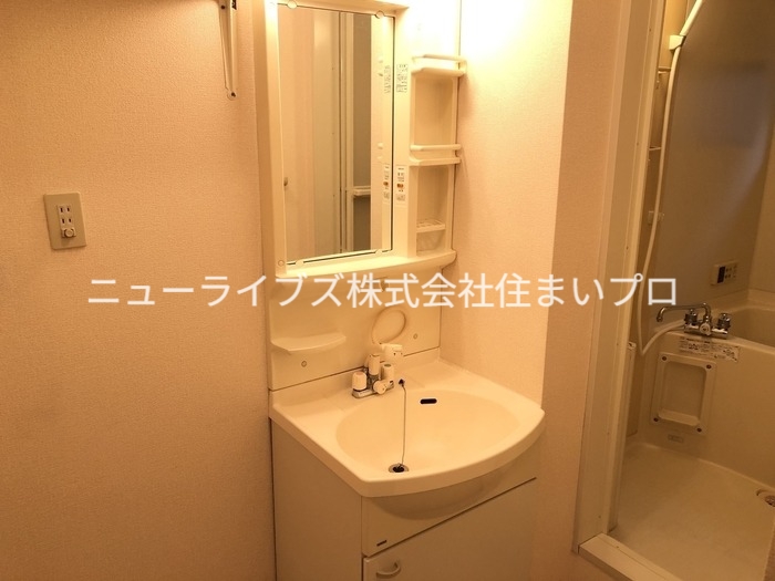 アゼリアパレスイーストの内装写真
