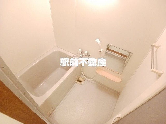 バス・シャワールーム　反転流用