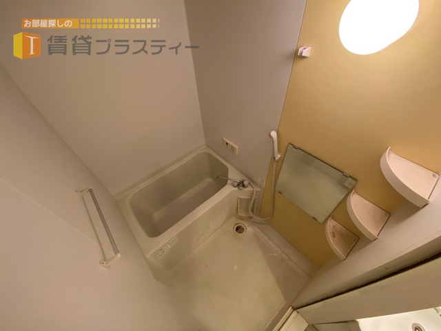 バス・シャワールーム　お風呂で疲れを癒しましょう。